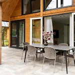 Bos Met Hottub & Sauna | 8 Personen - Valley *