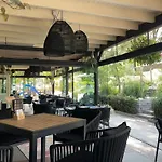 Bos Met Hottub & Sauna | 8 Personen - Valley Wekerom