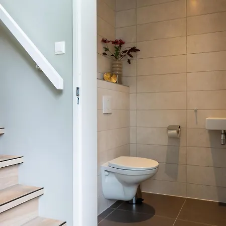 別荘 Bos Met Hottub & Sauna | 8 Personen