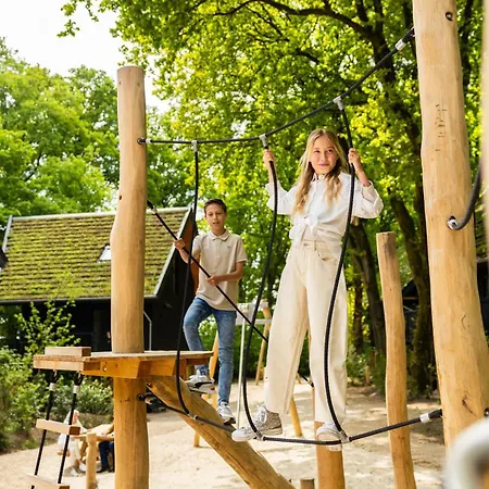 Bos Met Hottub & Sauna | 8 Personen