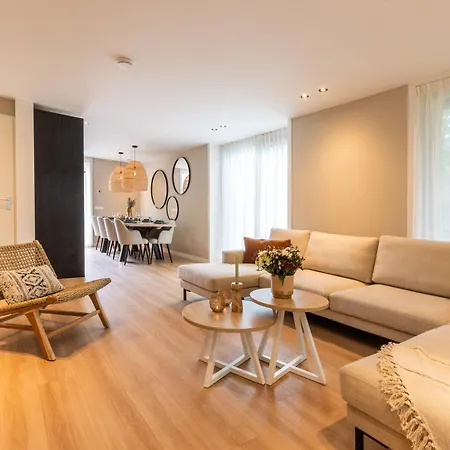 別荘 Bos Met Hottub & Sauna | 8 Personen