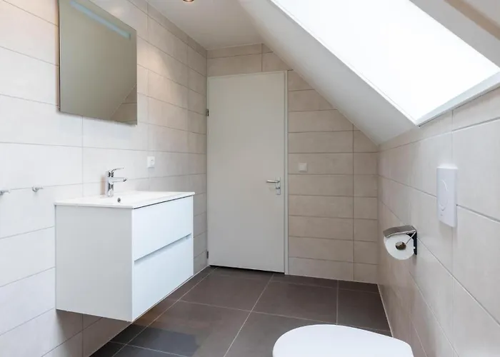 Bos Met Hottub & Sauna | 8 Personen - Valley בית נופש