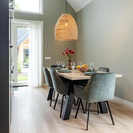 Feriehus Bos Met Hottub & Sauna | 8 Personen - Valley